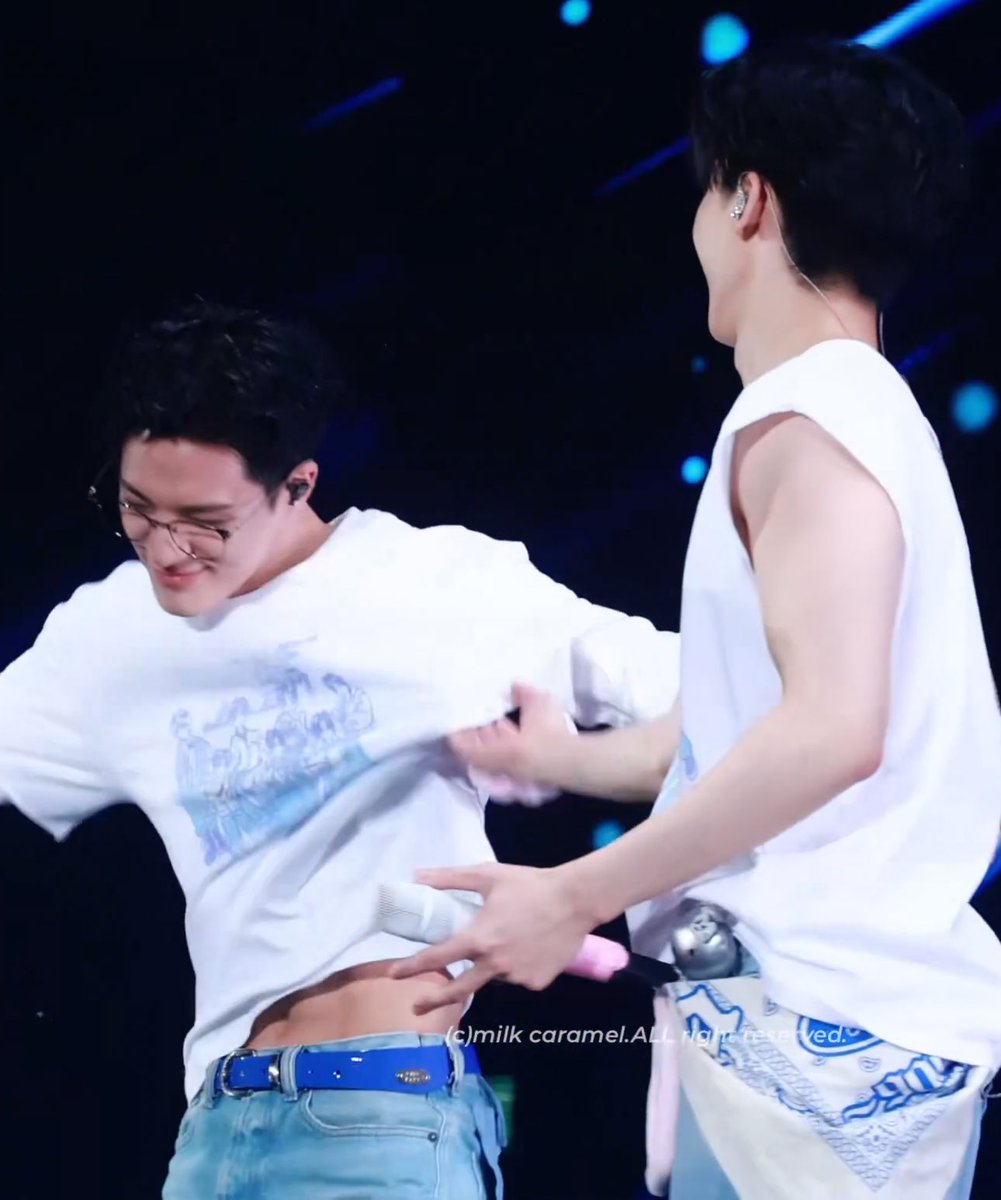 dr.moo🐽 ; both sides💕 tweet media