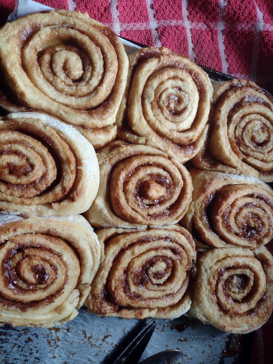 Valhallions tweet media