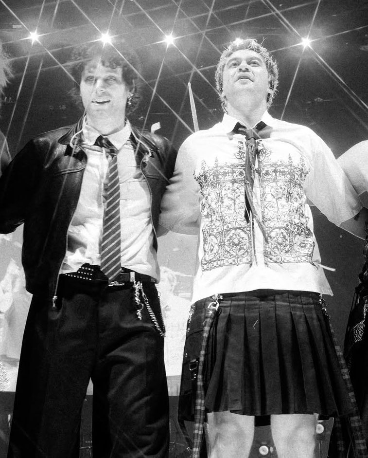 daily cake ✮ tweet media