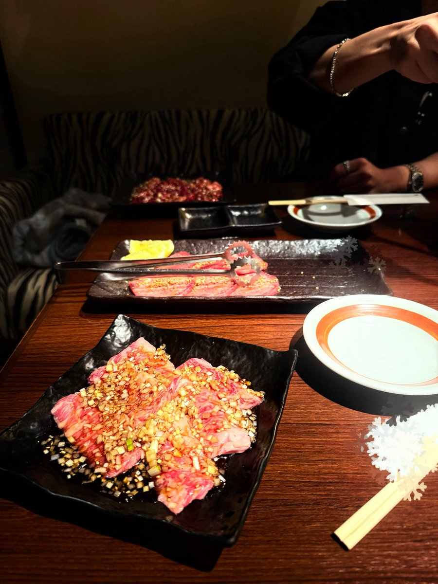 *❅·̩͙ tweet media