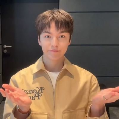 abey 🐘 ²⁷ tweet media