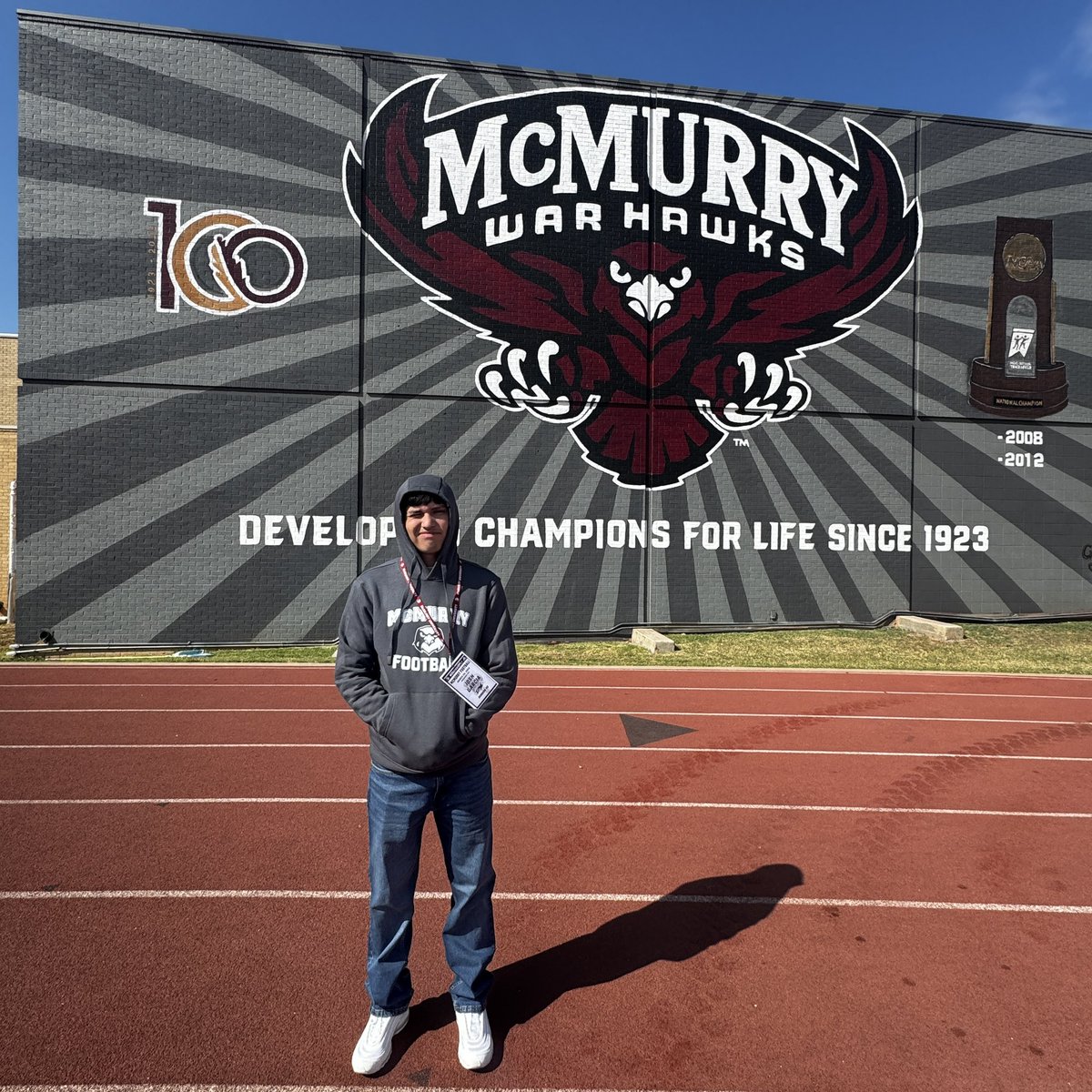Joshua_G_2027's tweet photo. Had a great time at McMurry Junior day.  Thank you for the invite Coach.  See y’all soon!  @IamCoachWash @Rgamez88 @kjkelley_1 @TravisAlonge1 @CoachNealMcM https://t.co/WyYcH6TTmH