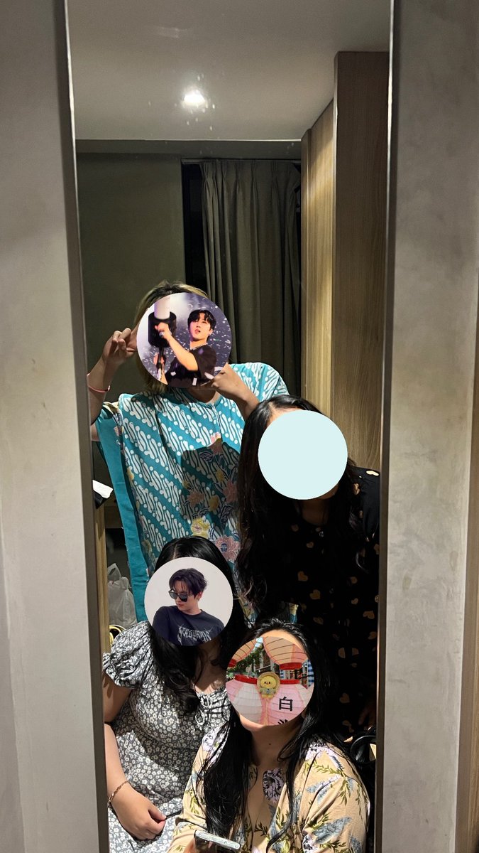 ppppanteqqqq's tweet photo. hamdallah hotel ini tidak runtuh karena mnchn mnsng CIUMAN https://t.co/9m75dEN5vT