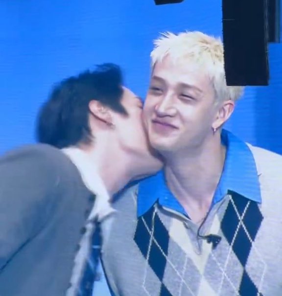 Mnho kissed chn aaaaaaaaashhhhhhhhhhh
In the big year of 2026
My ship is sailing