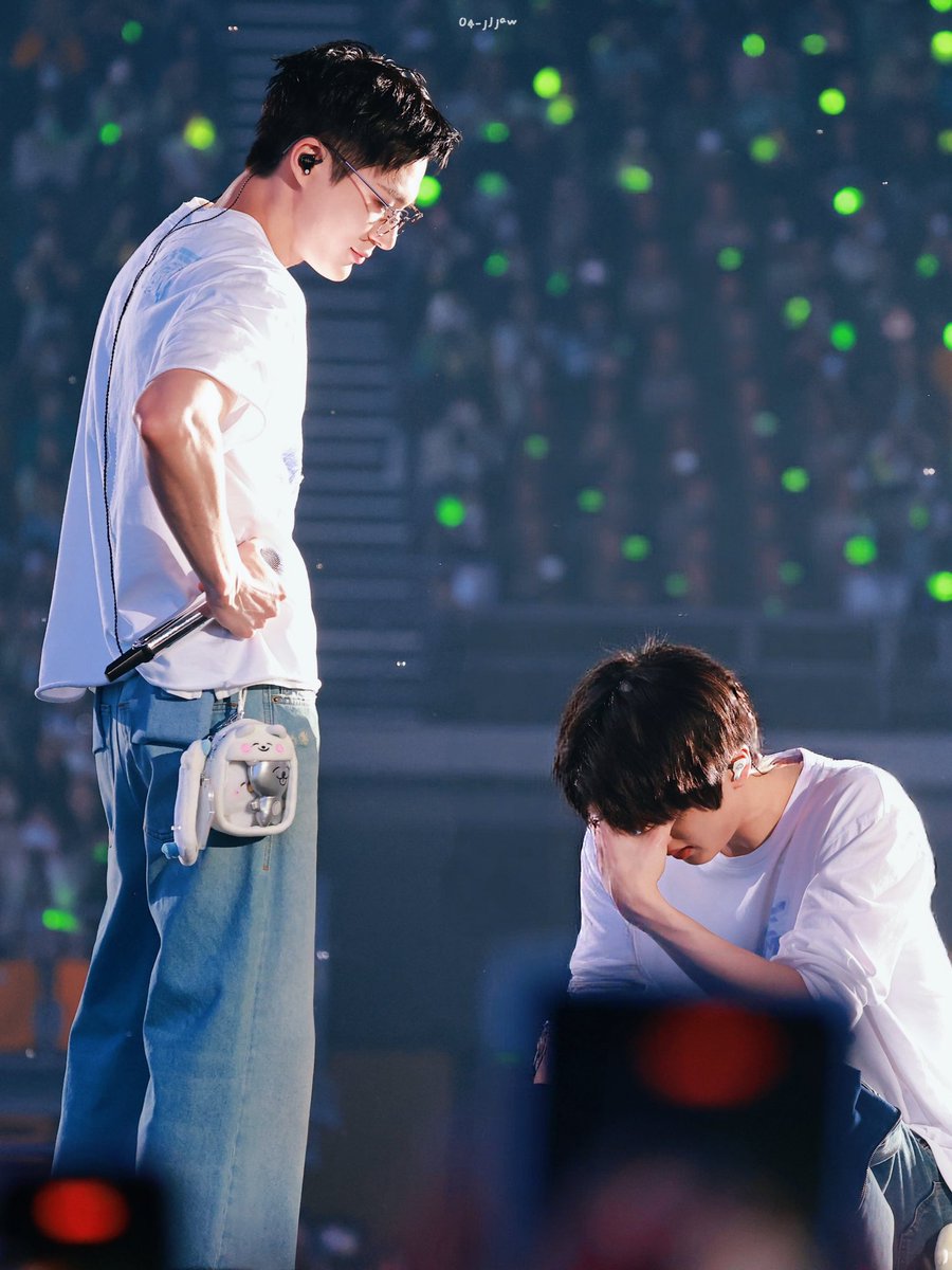 𝓑𝓲 rest tweet media