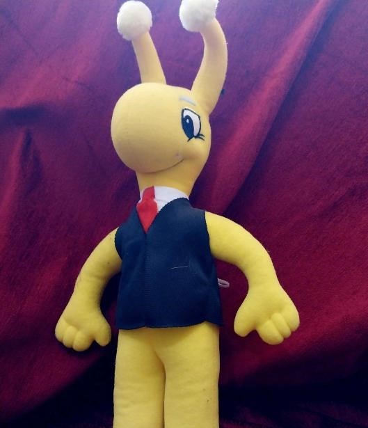 crimson desertta havalı havalı sağı solu kesip biçtikten ve insanlara yardım ettikten sonra visione ile turkcell selocana dönmek