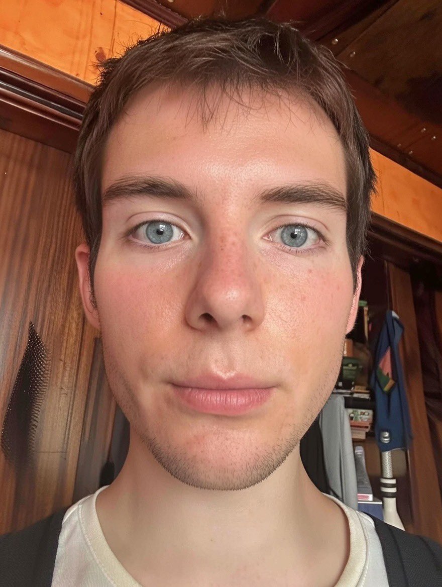 Winter 🖤 tweet media