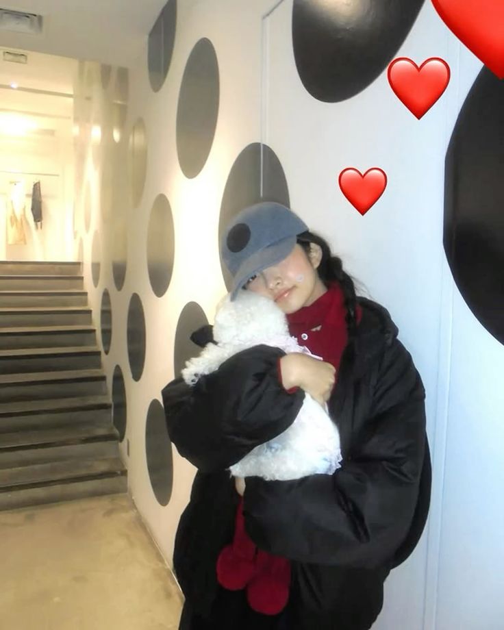 Nahia Ruvansjé. tweet media