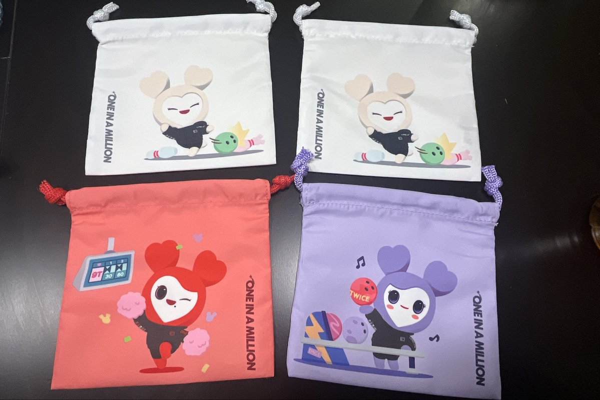 みーにょす tweet media