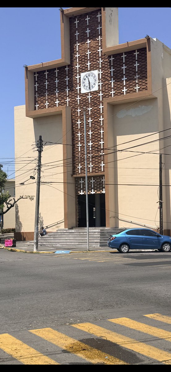 Ya listo para entrar a Misa.
Pediré por todos Uds, Pecadores irredentos, para que puedan ser perdonados.
Cosa difícil, porque no les veo intención de cambiar sus vidas desenfrenadas, con alcohol, drogas y sexo por todos sus orificios.
Arrepiéntanse, Hijos de Godoma y Somorra
🤨🤨