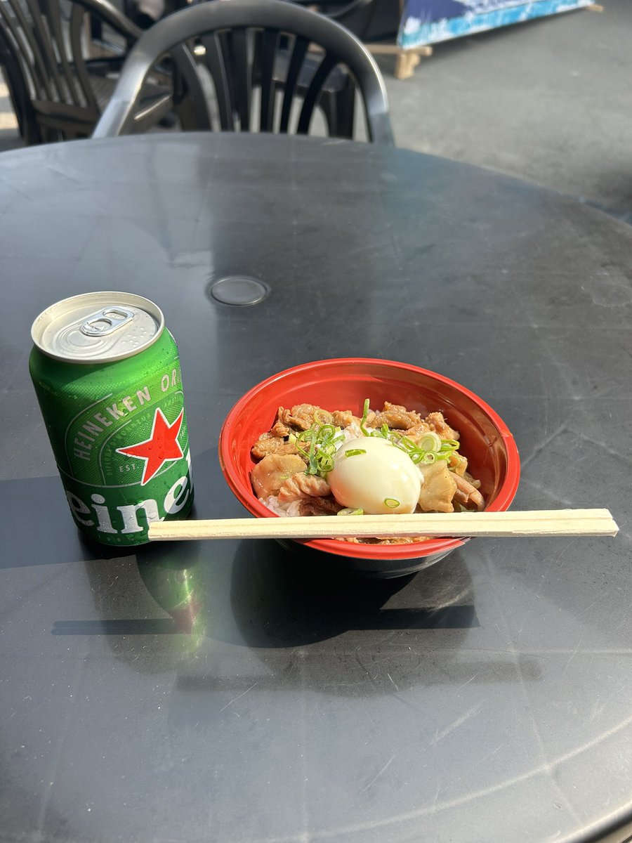 UNZA094056's tweet photo. 初参加のサカミ、楽しかったー♪ ゴリホのソファにも座れたし、ガソリンと血肉も補充できた😋　ビックリしたのはえげつない程のステダイ😱あんなん初めて見た🥹　みんなよくケガしないなと思た☠️  また来年もあるといいなぁ😆
#SAKAIMEETING
#ゴリラホール大阪 https://t.co/Uv3iC0ACq0