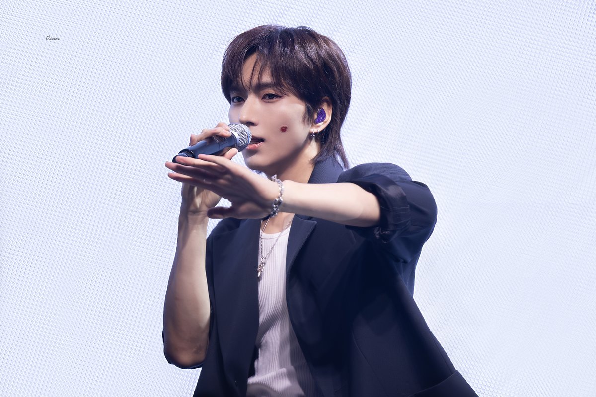 𝑂.𝑐𝑒𝑎𝑛 tweet media