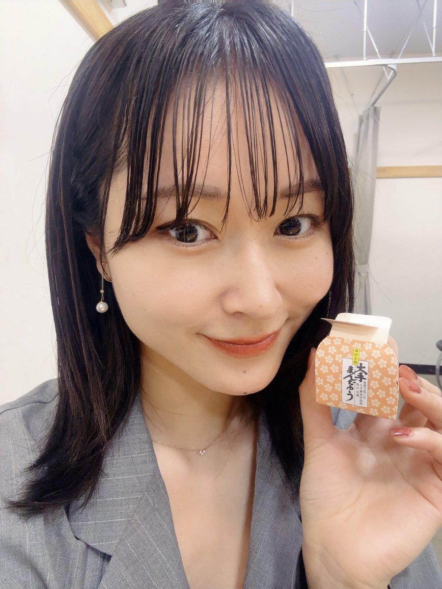 映画　#ドライブタクシー の舞台挨拶にお越しくださった皆様ありがとうございました🥰
あっという間だった〜！
登壇するのは2回目だけどもんげー緊張した🫨
これからもっと色んな方に映画「ドライブタクシー」が広まりますように😌
それにしても相田さんサプライズで来たのびっくりした🤣