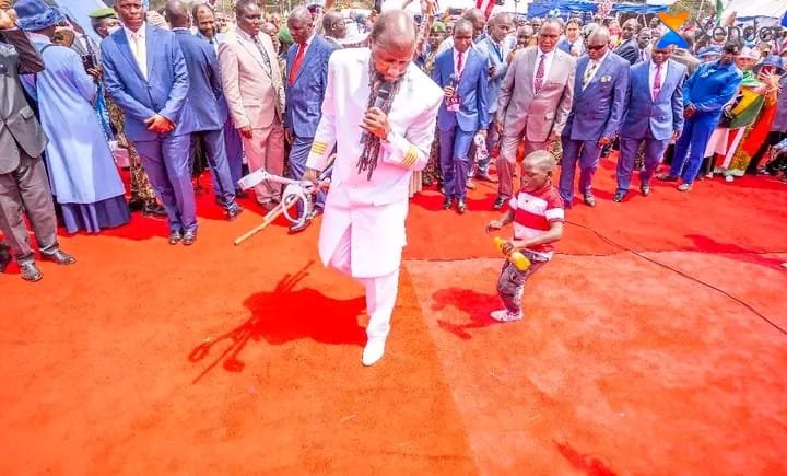 Enock0Miller00's tweet photo. .#MiraclesInIvoryCoast: only the Eternal Blood of CHRIST matters now! https://t.co/Q6VdH0SxOm