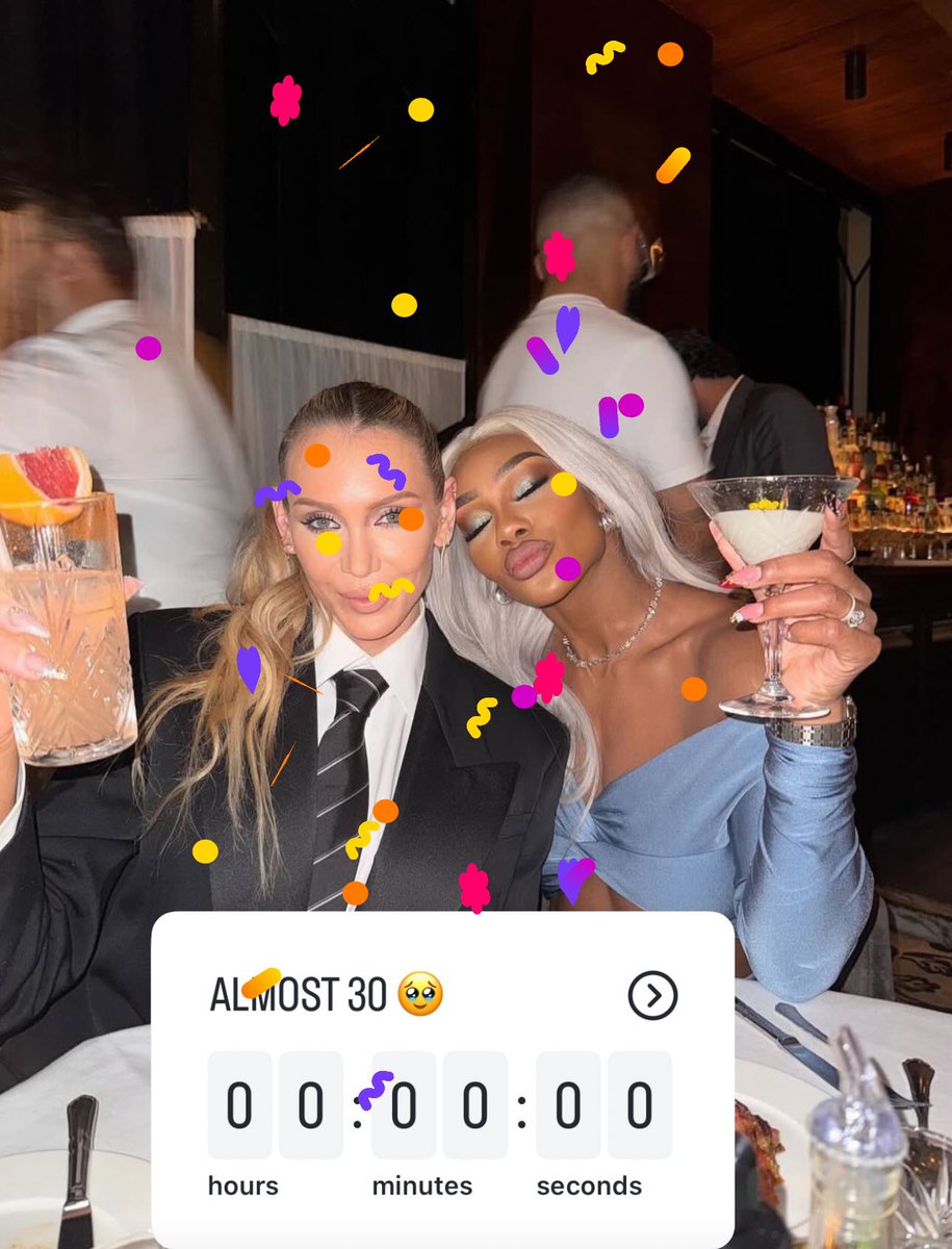 ♛ 🄳🄾🄽🄽 ♛ tweet media