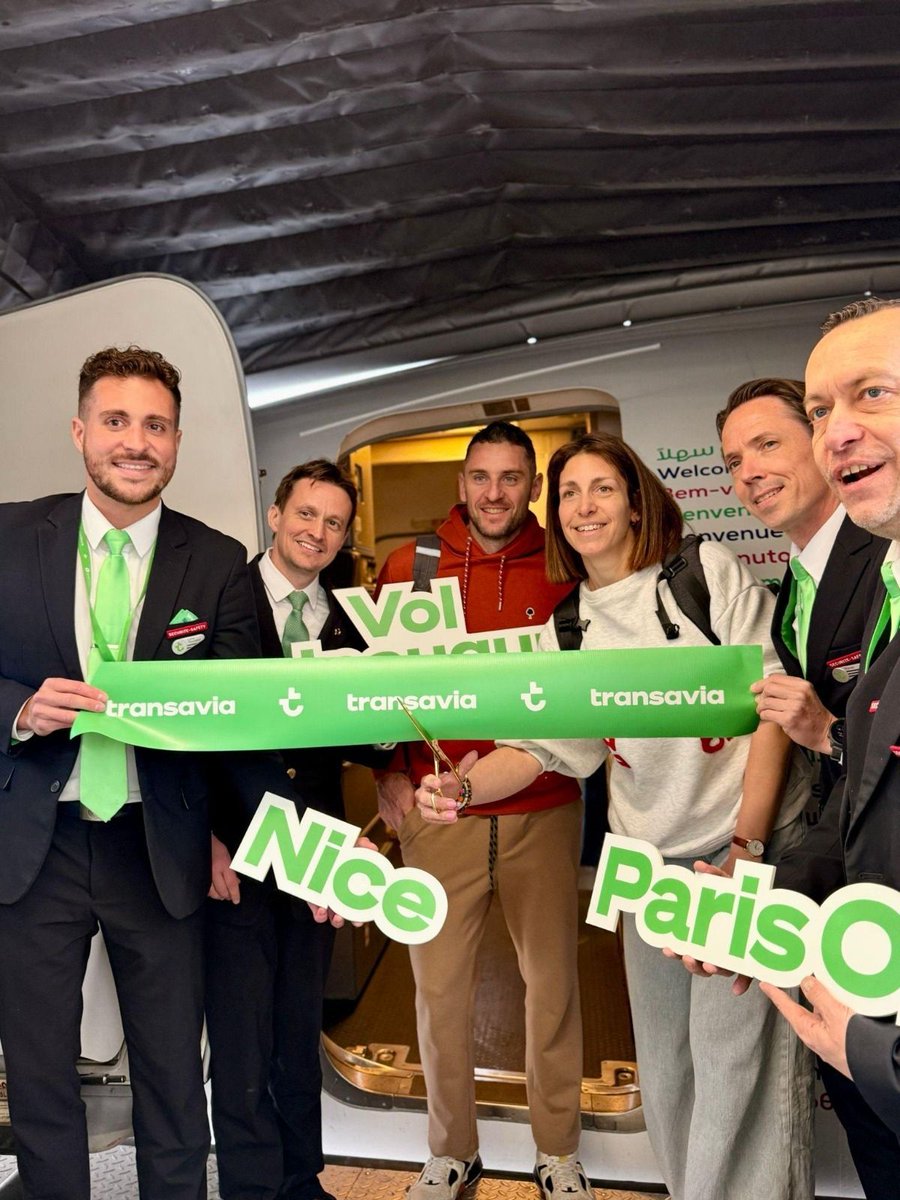 Gate7aviation's tweet image. Ce dimanche 29 mars, Transavia a inauguré ses nouvelles liaisons domestiques reliant Paris-Orly à #Nice, #Toulouse et #Marseille✈️
À #ParisOrly, des cérémonies de coupé de ruban ont été organisées en porte d’embarquement avant le départ des premiers vols vers Nice, Toulouse et
