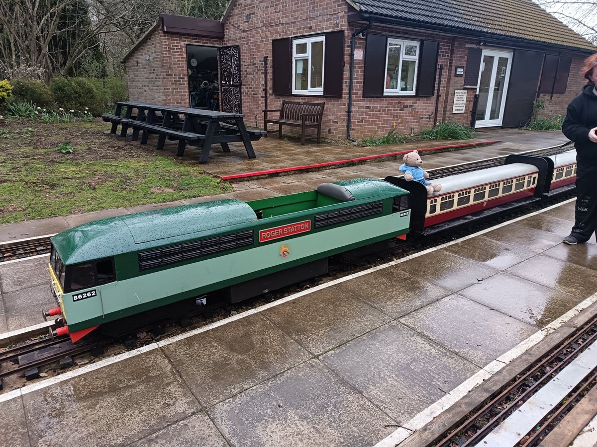 Tara Jane tweet media