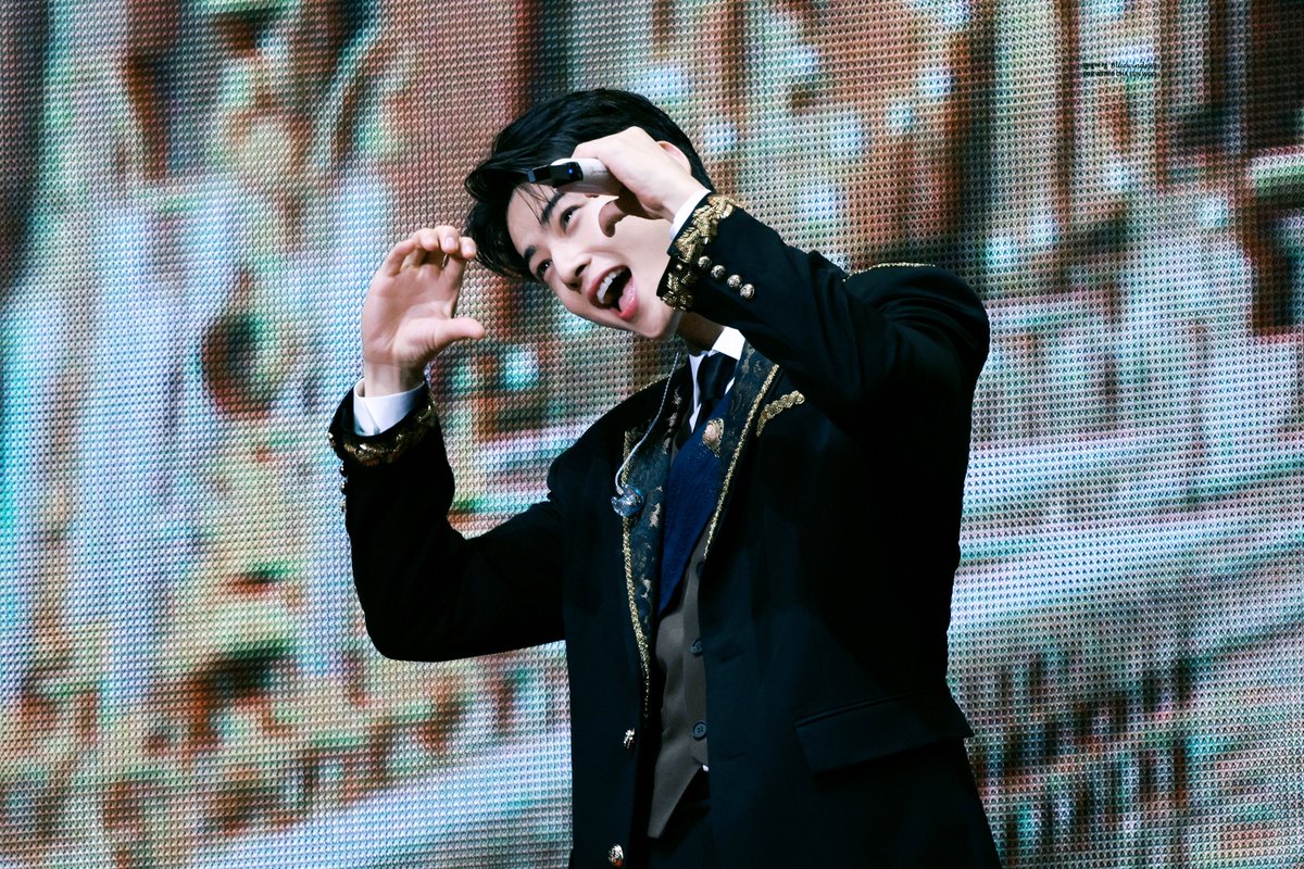 차 - 차가운 바람이 불어도 흔들리지 않길
은 - 은우, 그 자체로 설레임과 힘이 되는 존재
우 - 우리는 항상 네 편! 생일 축하해
🎂🎂🎂🎂

#언제나_너의편_소중한_은우데이
#차은우 #CHAEUNWOO
<a href="/CHAEUNWOO_offcl/">CHA EUN-WOO OFFICIAL</a>