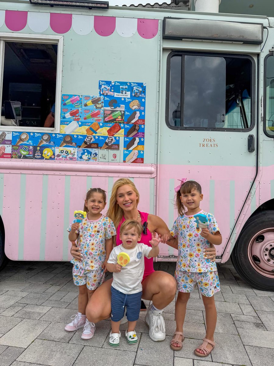 Hanna 🖤 tweet media