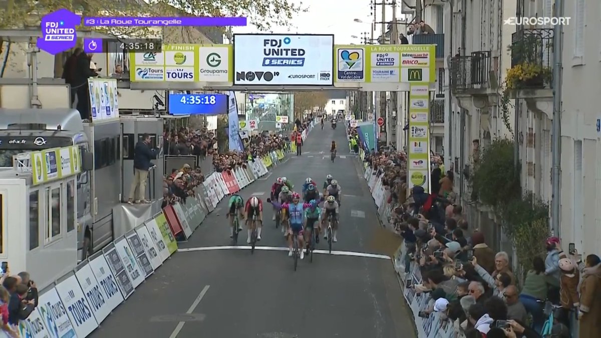 Le Gruppetto tweet media