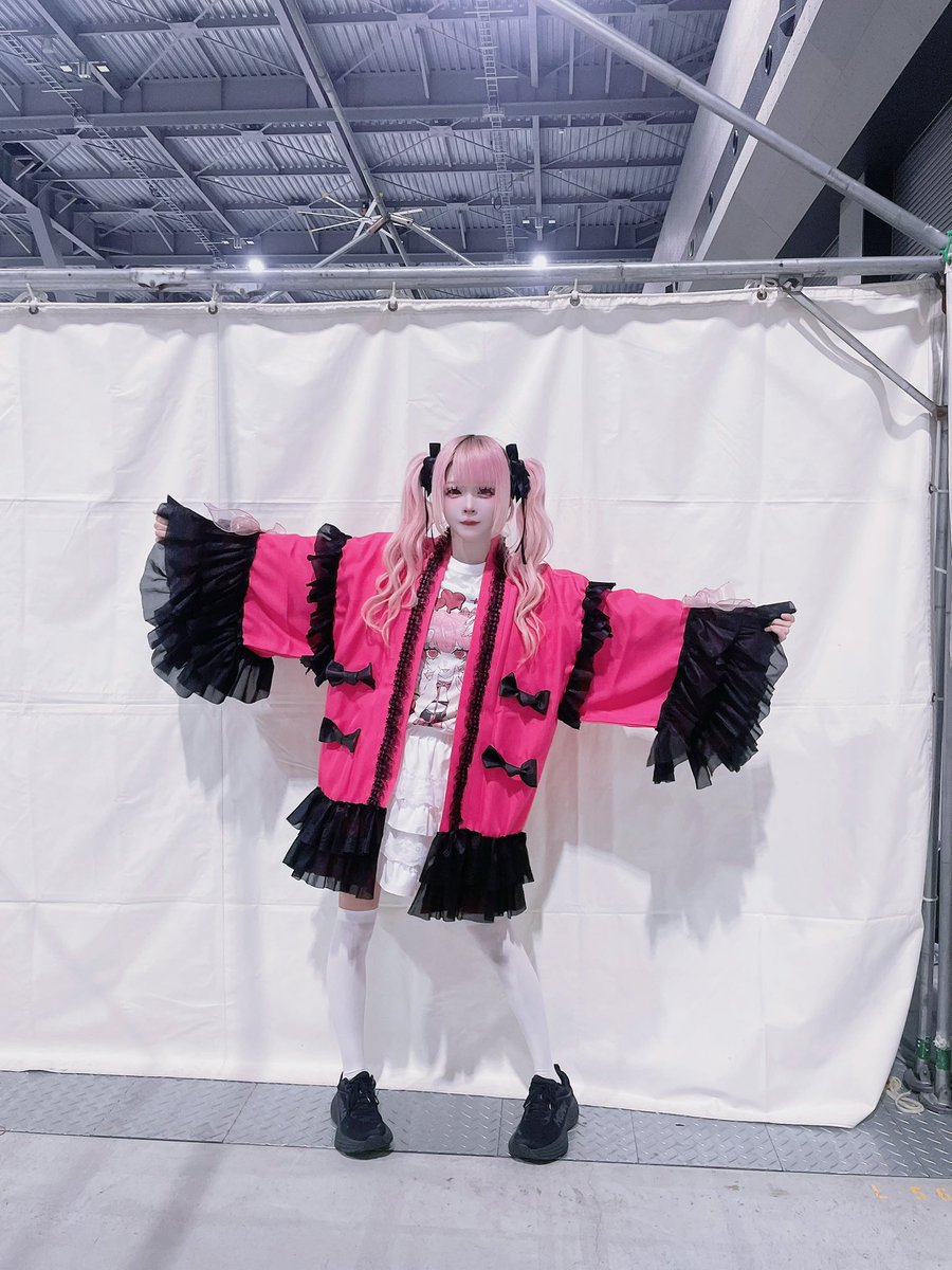 ちのあ tweet media