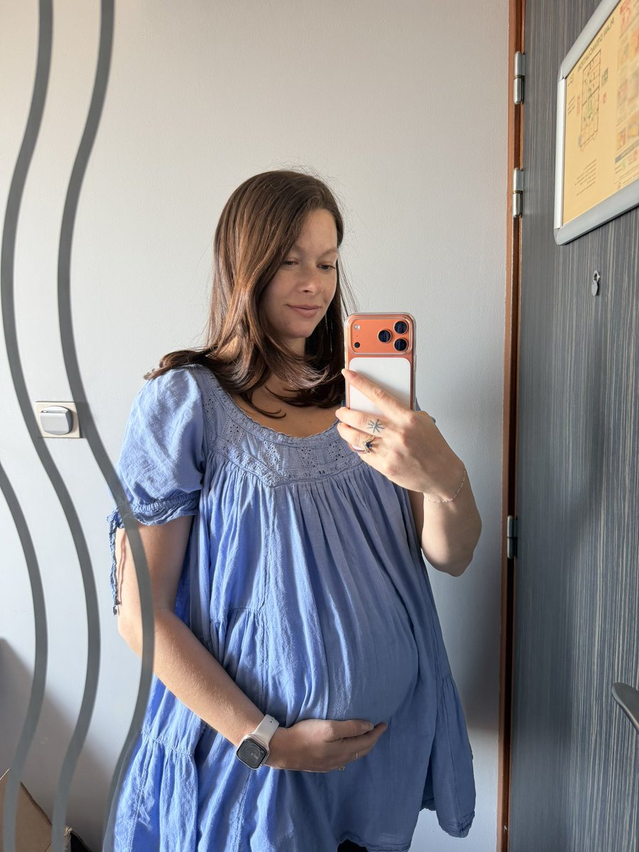 Averi ☕️ tweet media