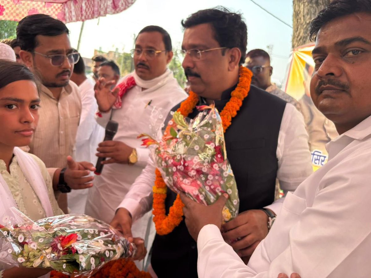 NasirHussainINC's tweet image. 29 March 2026 | 📍Mau, Uttar Pradesh

At the Mau District Congress Committee press conference today, along with District President Shri Raj Mangal Yadav and other senior Congress leaders.

#Mau #UttarPradesh #PressConference #Congress #PublicIssues