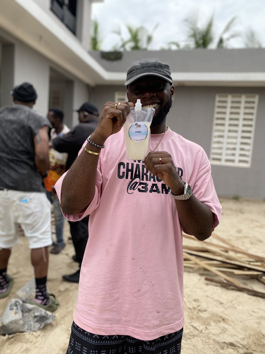 LEAVE ME AL0NE tweet media