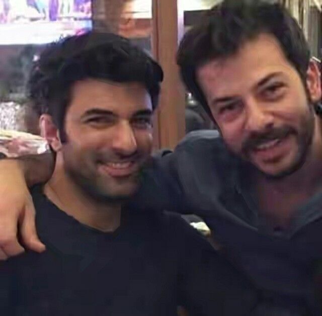 ViviAkyurek tweet media