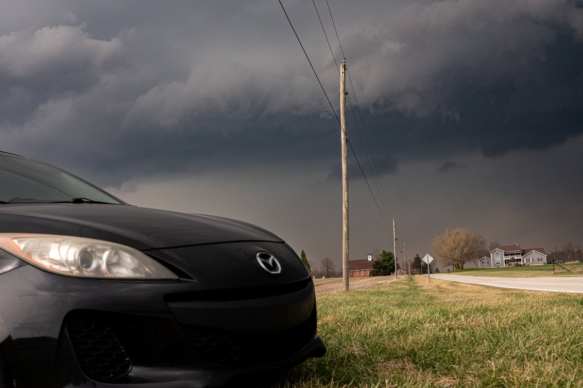 Quentin_d22's tweet photo. Chase report #1 3/26/26
Alot of uncertainties heading into it. expected some decent structure and possible strong storms ahead of the front but saw a lot of nothing. Models were extremely inconsistent and not accurate. 
Thanks for tagging along @Stupercell
#wxtwitter #OHwx #wx https://t.co/WrpOnEHplT