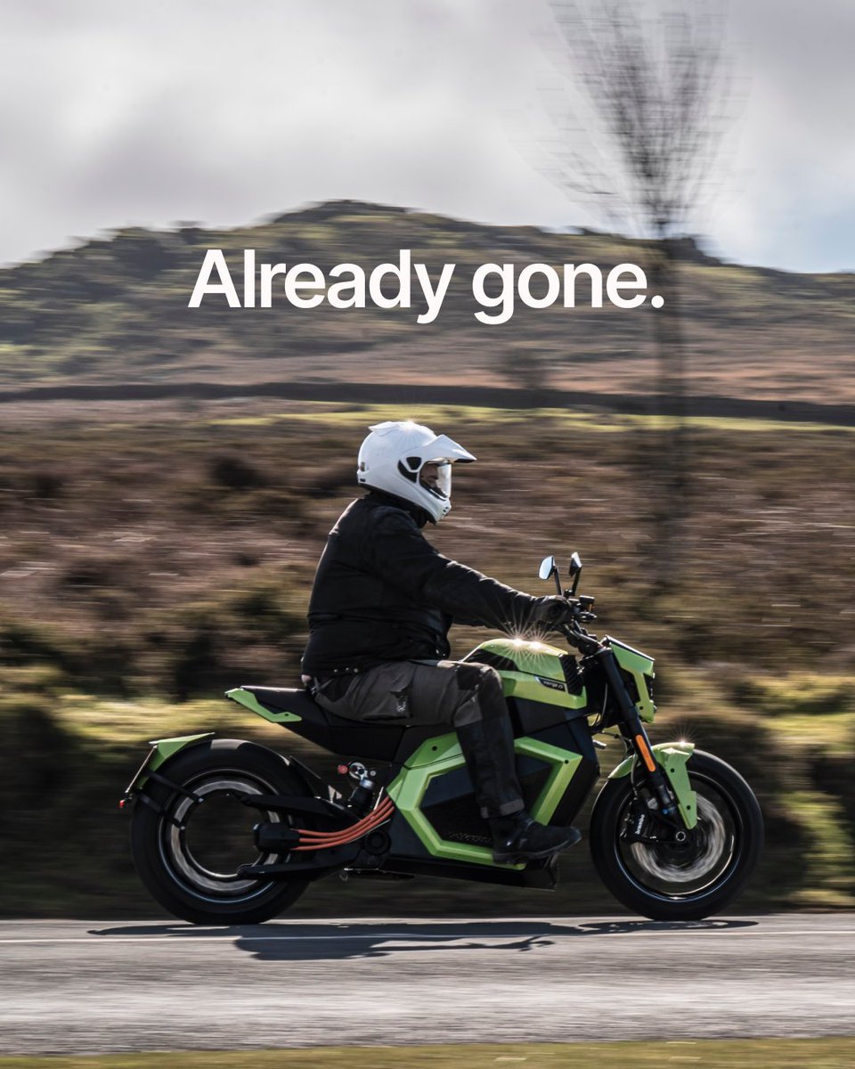VERGEmotorcycle's tweet photo. Cold starts are someone else's problem now.
Ride Silent. Live Loud.
#VergeMotorcycles #TSPro https://t.co/O4Pm7KAHfM
