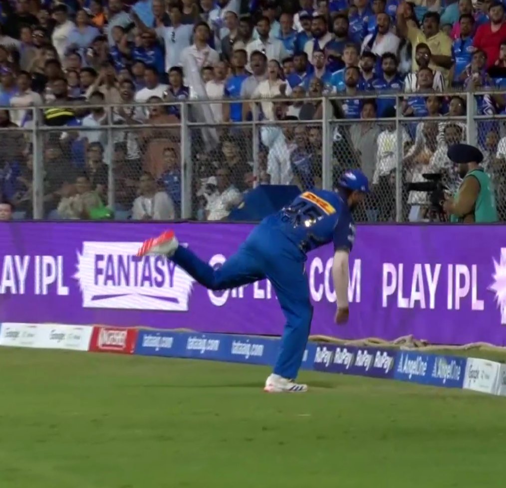 Silly Point tweet media