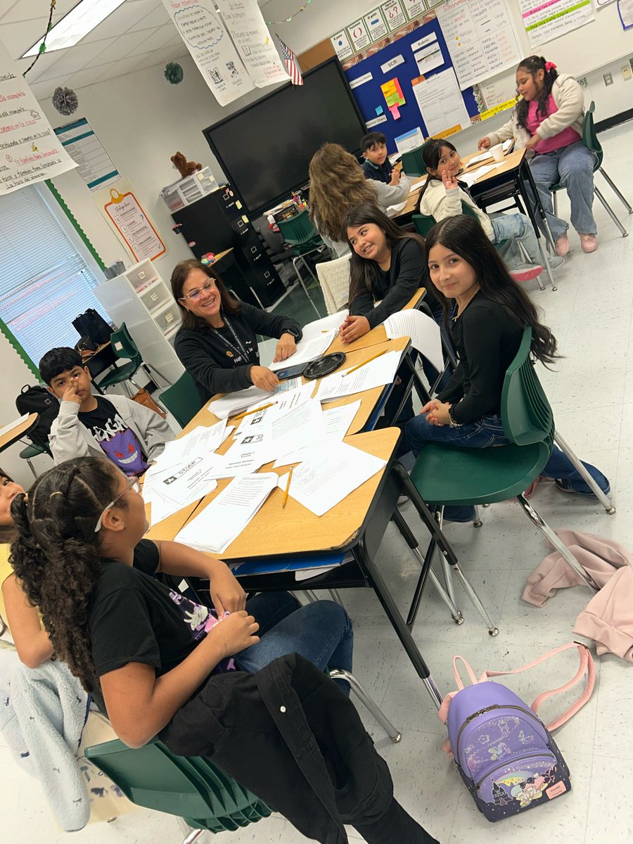 DrAdreanaDavis's tweet image. Our Guzick Giants showed up on a Saturday ready to learn, grow, and succeed!
Hard work on the weekend leads to success during the week. 📚💪 #GuzickGiants #SaturdaySchool #WildAboutLearning
@GuzickES @jcrowder08