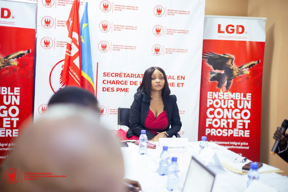 RadioMapon's tweet photo. @LGD_RDC : lancement des consultations initiées par le Secrétariat national à l’Industrie et aux PME
Une démarche qui traduit l’efficacité et le pragmatisme du LGD dans la mise en œuvre de sa vision politique, axée sur le développement durable et une gouvernance de qualité. https://t.co/O5sCRIjjU5