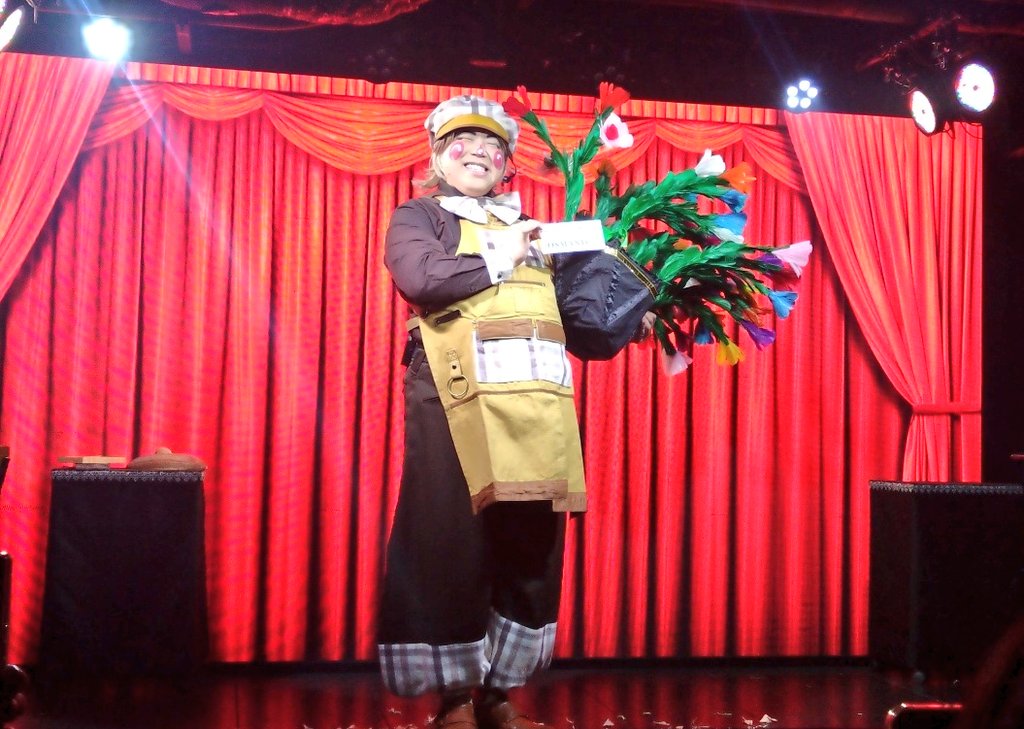 c_manami_'s tweet image. 2026.03.29
 #OSMAND スペシャル
「人生を変える仮面」最終公演

以前観た「最初に笑った日」のイメージはそのままに。
マジック、ストーリーだけではなく背景も色々とリメイクされててびっくり🫢‼️

あの印象深いシーンは久しぶりに観ても心揺さぶられました……🎭

#魔法使いアキット