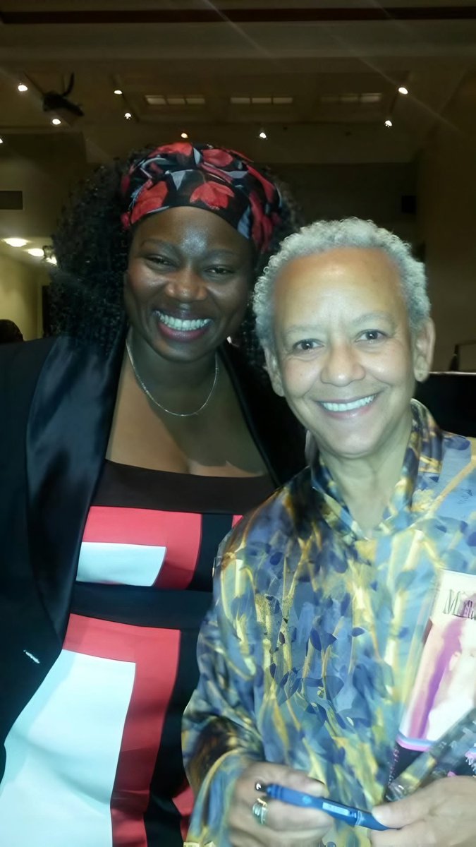Earthatone's tweet image. #beforeAI
Battling stages of vision loss due to bilateral uveitis, I wrote #LoveChanges. It took 12 years to complete 120,000 words, get licensing, and publish in 2013. Ms. Nikki Giovanni read it &amp;amp; mailed a postcard from Aruba to endorse it.
tinyurl.com/LoveChangesNov…
#OnlyGod