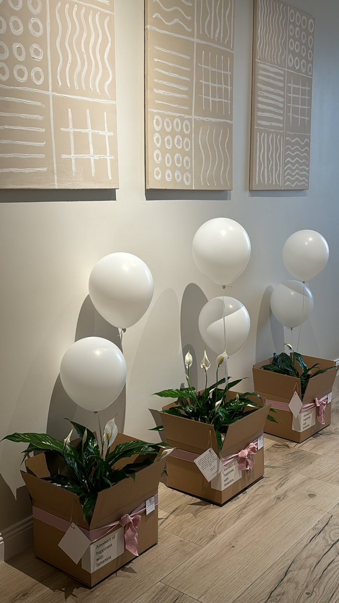 لمارينا tweet media