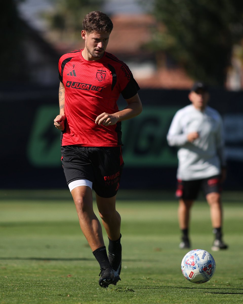 Colo-Colo tweet media