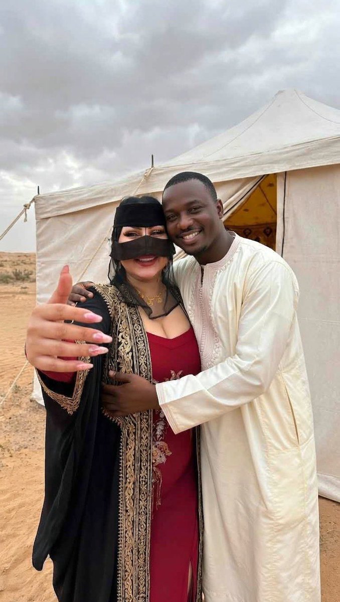 متعة الدياثه tweet media