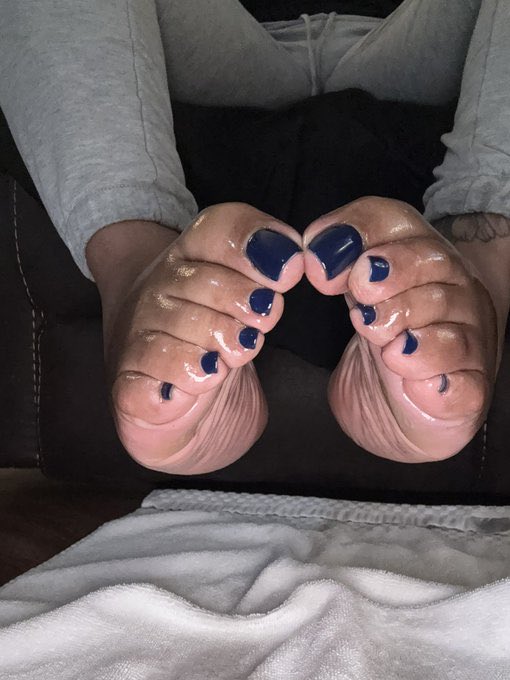 sugared_soles2's tweet photo. I’ve been making dick spit all the time—I think I deserve a great award in the foot fetish community! 🏆 #FootFetish #FootWorship #FeetLovers #DickSpit #CumOnFeet #FootCum #FetishCommunity #FeetAwards” https://t.co/08XBPt72wQ