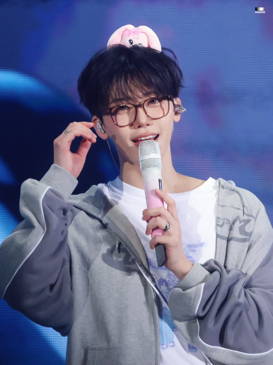 Haloimaura tweet media