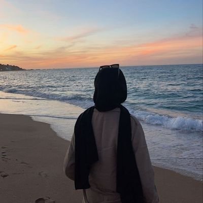 LaylaNour16's tweet photo. رَبِّ أَوْزِعْنِي أَنْ أَشْكُرَ نِعْمَتَكَ الَّتِي أَنْعَمْتَ عَلَيَّ وَعَلَى وَالِدَيَّ وَأَنْ أَعْمَلَ صَالِحًا تَرْضَاهُ وَأَصْلِحْ لِي فِي ذُرِّيَّتِي إِنِّي تُبْتُ إِلَيْكَ وَإِنِّي مِنَ الْمُسْلِمِينَ.. https://t.co/RoUIfvfV47