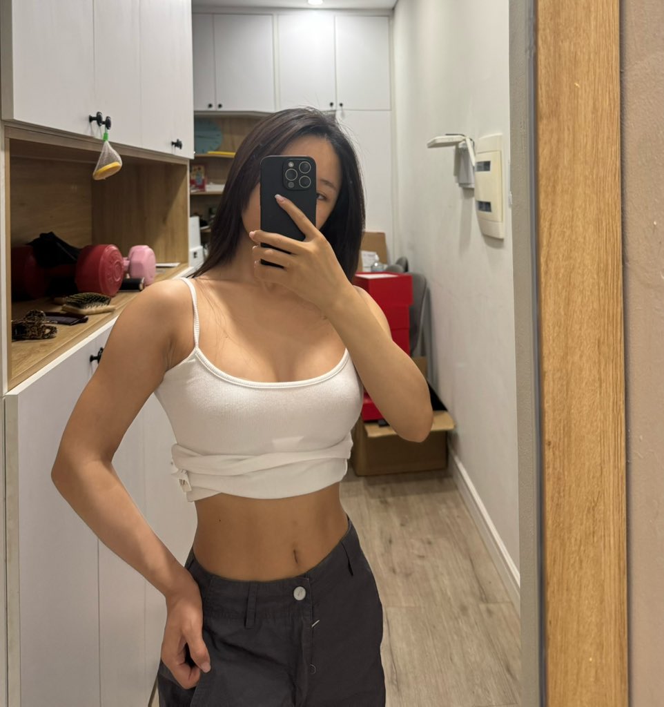 乔帮主退休月球收租و 🧛‍♀️ tweet media