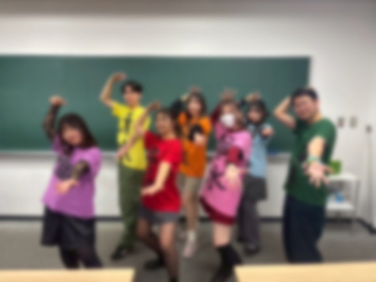 hellokenofrits's tweet photo. 5. 恋の呪縛(Berryz工房)
6. 盛れ・ミ・アモーレ(Juice=Juice) https://t.co/torwkMYWx1