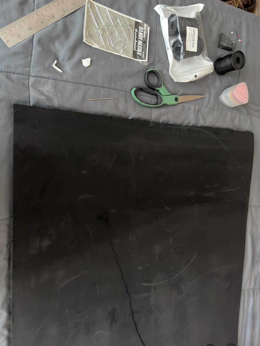 KigMelia69709's tweet image. You guys probably didn’t know but your little maid. Is also a foam smith ^^
#cosplay #crafting