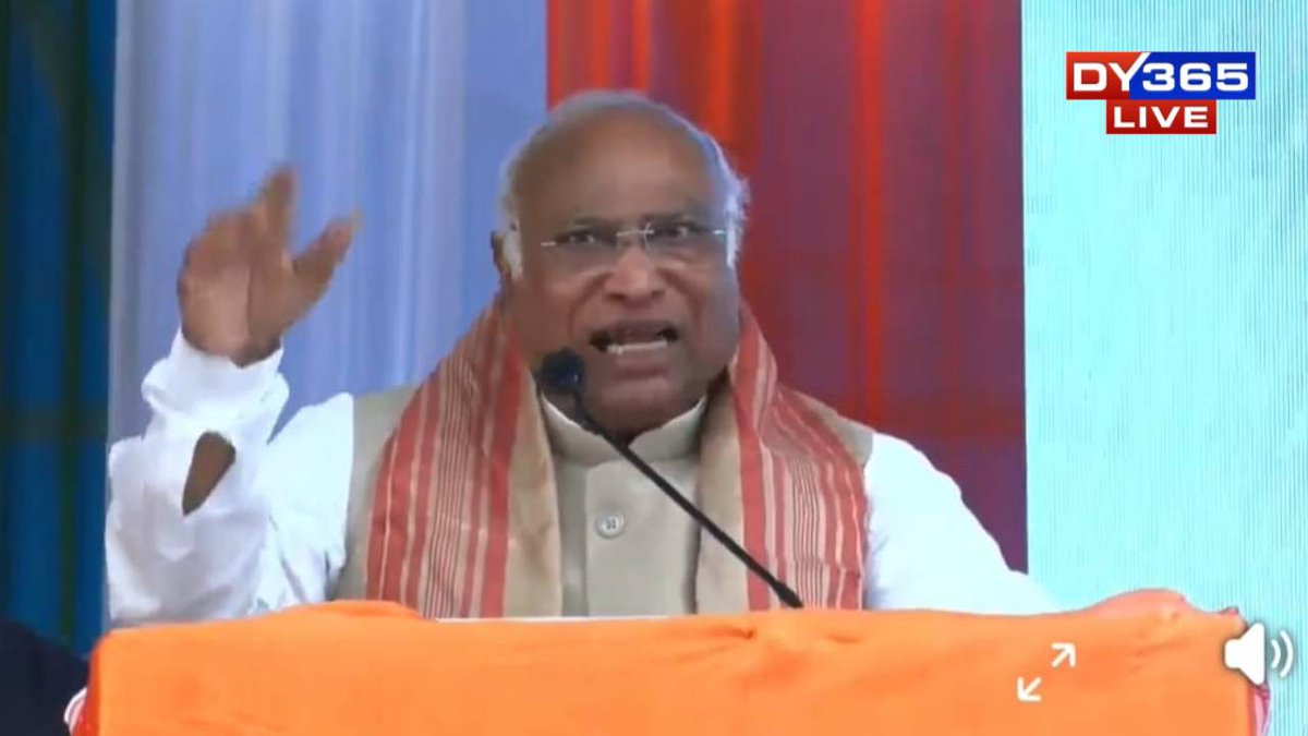 DY365's tweet photo. #ASSAM | “Ali Baba in Delhi, Forty Thieves in Assam”: Kharge’s Sharp Attack on BJP

#AssamPolitics #CongressManifesto #AssamElections2026 #Pratishruti #HopeForAssam

Read Here: https://t.co/DepPsVtrXB https://t.co/mWn4pulJco