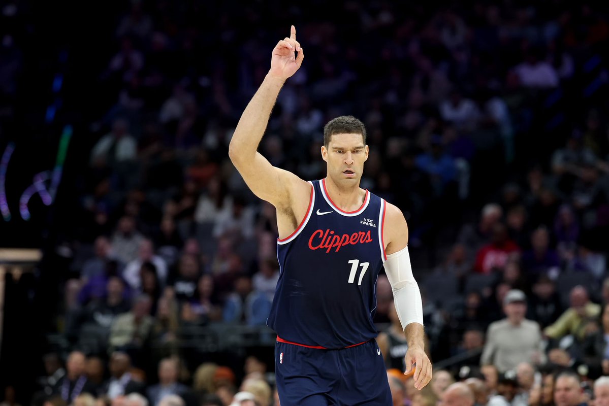 TheoProno 💸 tweet media