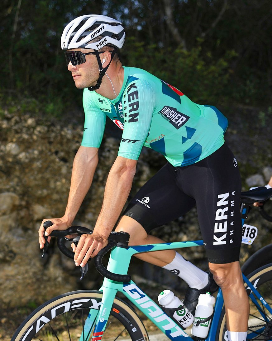 Equipo Kern Pharma tweet media