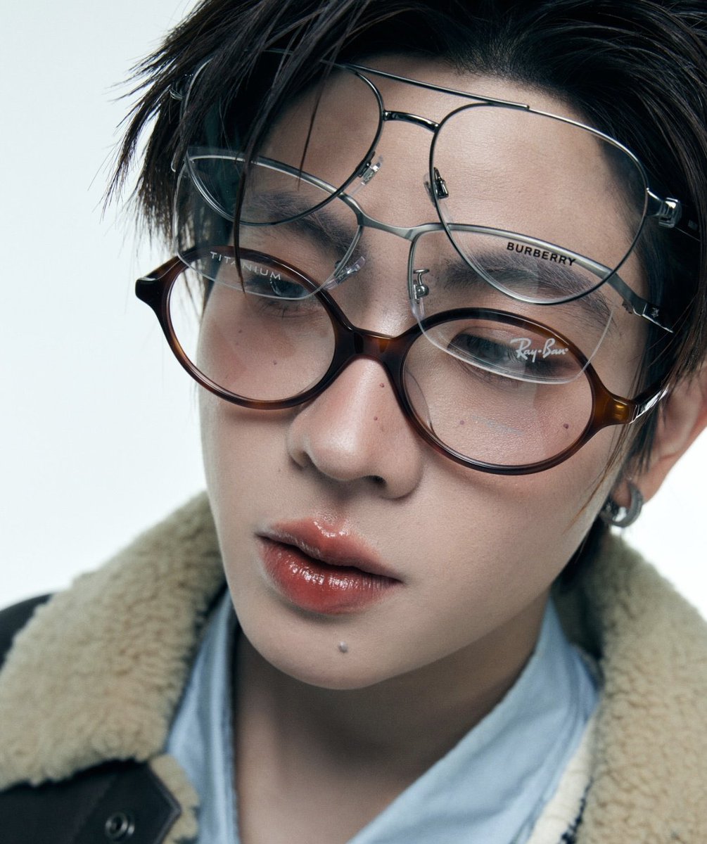 คนไทยคนแรกของโลก 🌍 tweet media