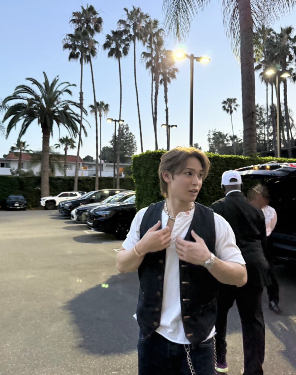 juni🐶 tweet media